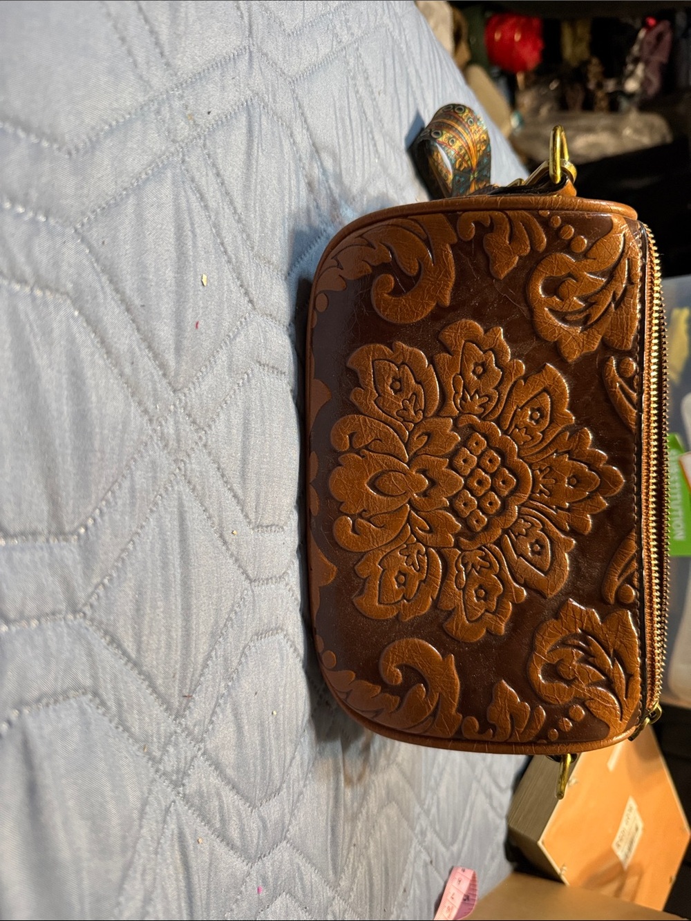 Artisan Tooled Leather Crossbody Bag with Patterned Strap - Brown - Picture 3 of 5